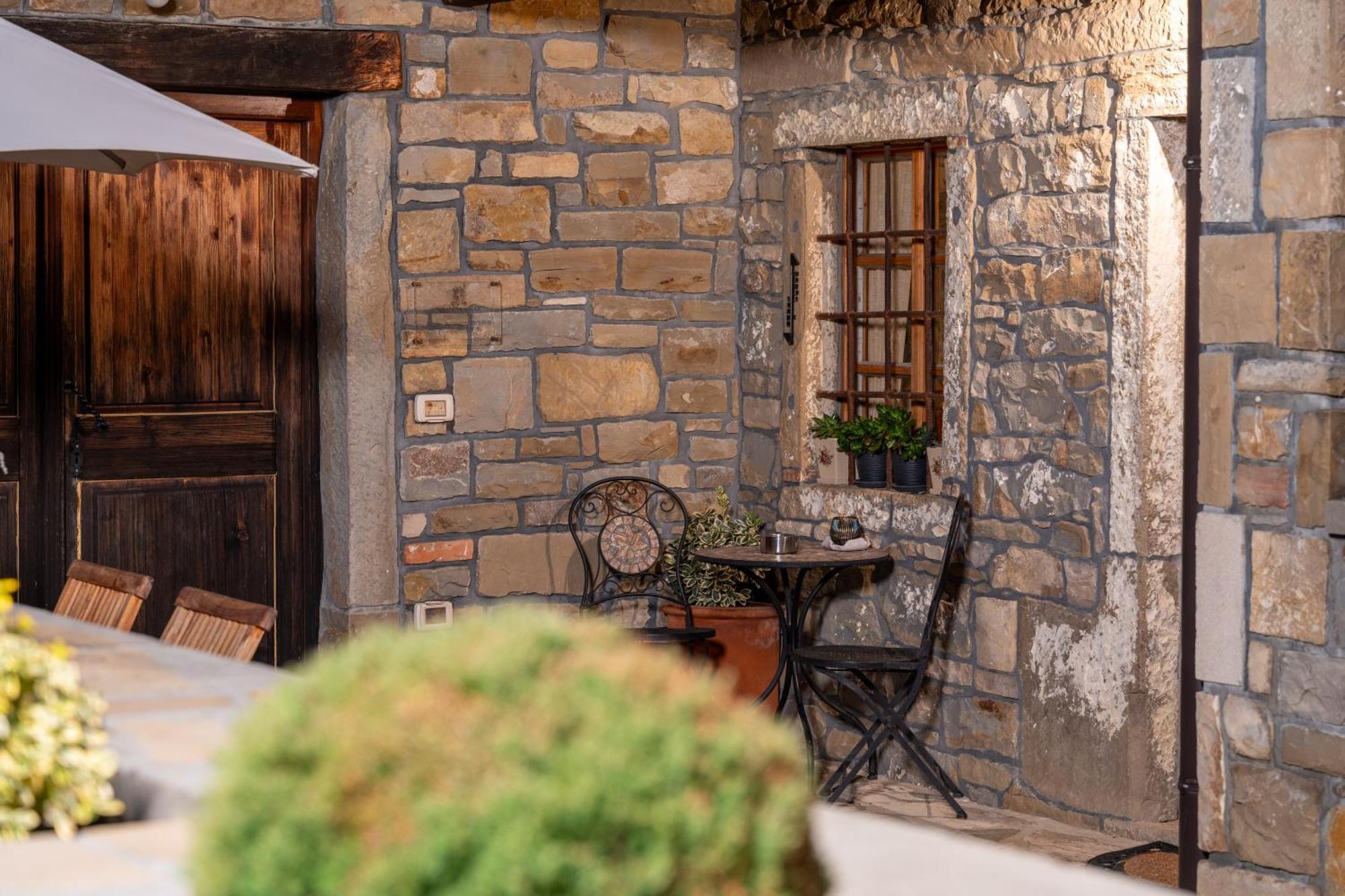 Wine House Rakar Guest House Gračišče Eksteriør bilde
