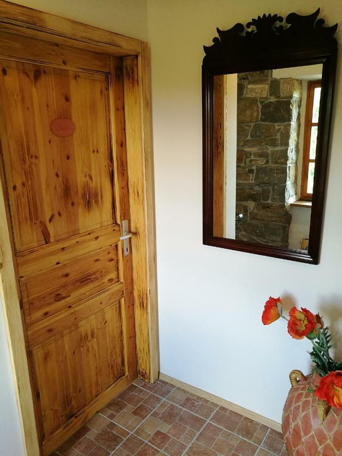 Wine House Rakar Guest House Gračišče Eksteriør bilde